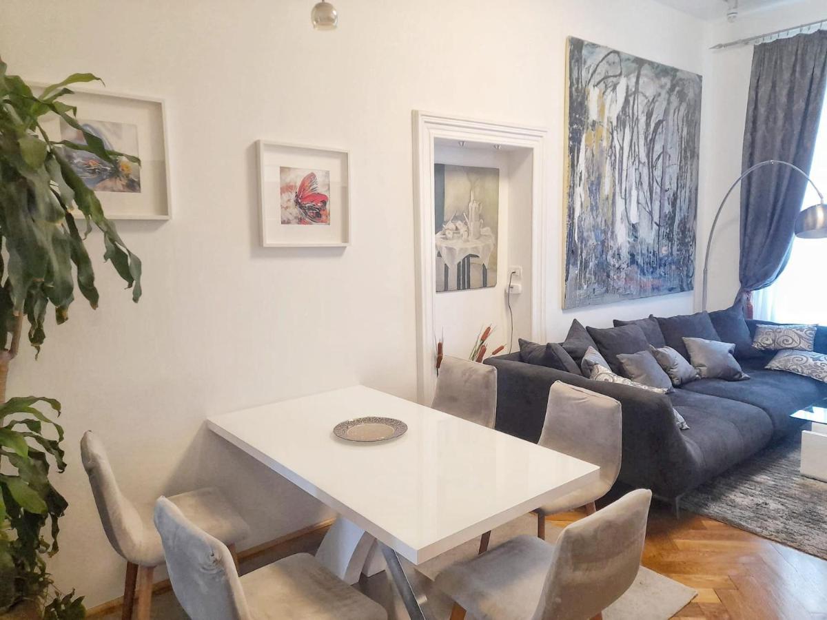 Apartment Zrinjevac Zagreb Extérieur photo